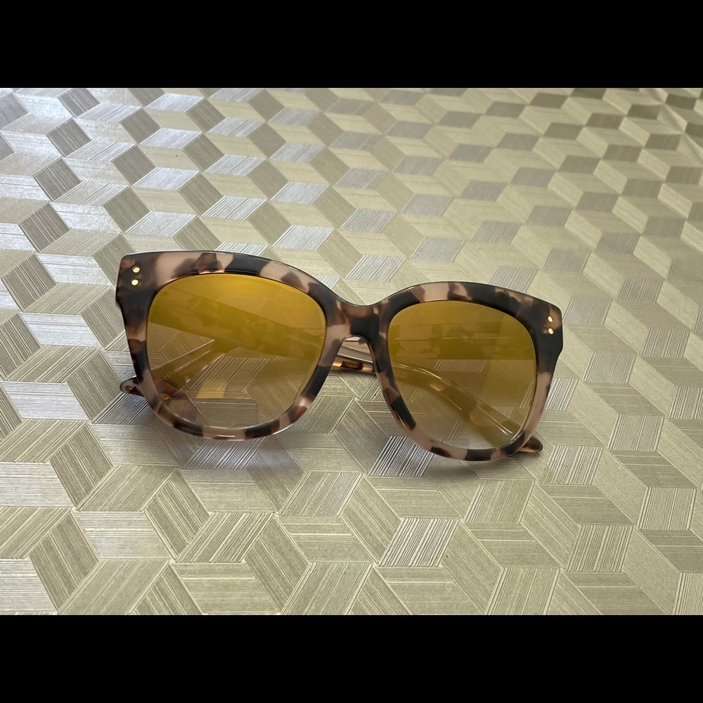 SEE SAW Sunglasses